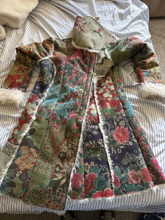 Johnny Was Multicolor Floral Suede Patchwork Coat with Cream Teddy Trim - Picture 4 of 7